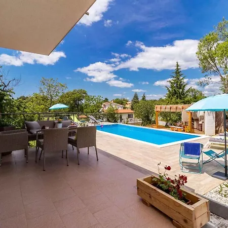 In - Istrien 44359 Villa Tinjan